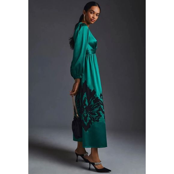 New Anthropologie Nikasha Embroidered Satin Dress Size Small - Picture 2 of 9